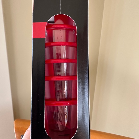 Twist 'N Shot Reusable 2 ounce Gel Shot Cups - Red Set of 12 - Picture 2 of 5